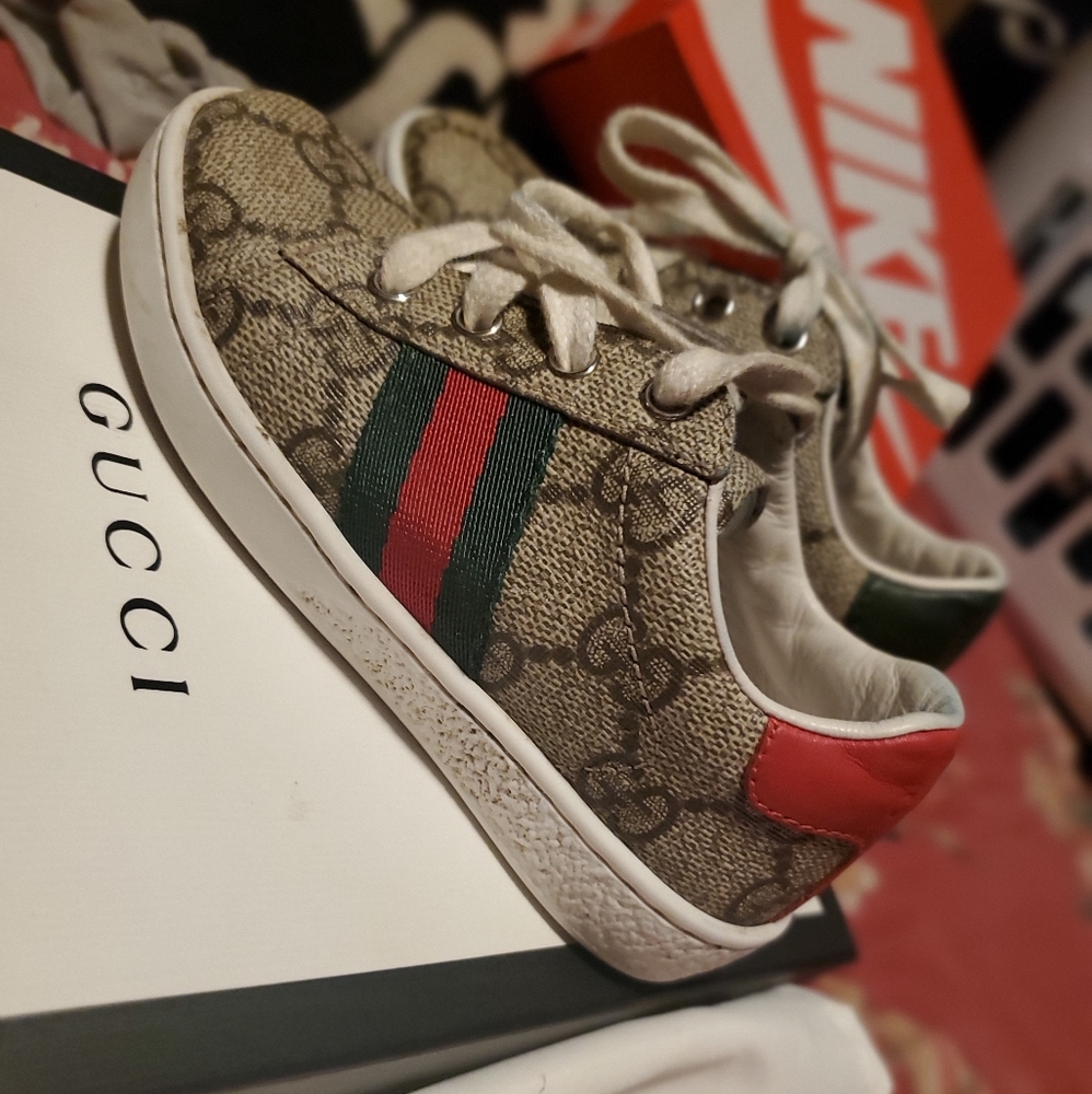 Gucci toddler shoes
